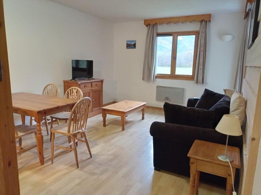 Bel Appartement En Residence Avec Piscines Samoëns Exteriör bild