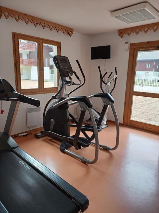 Bel Appartement En Residence Avec Piscines Samoëns Exteriör bild