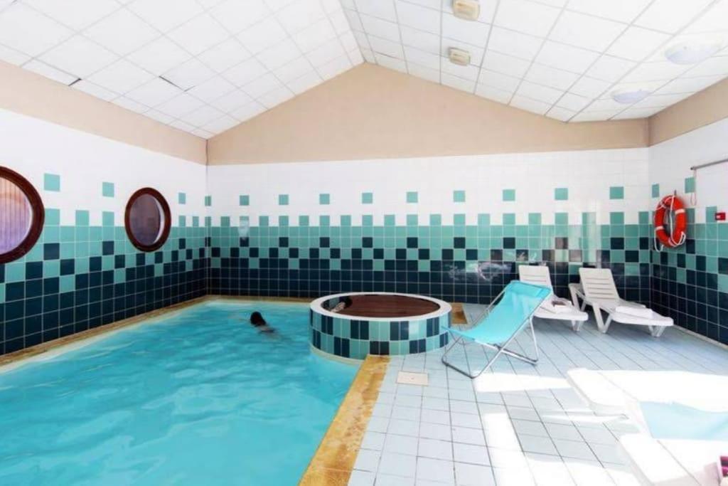 Bel Appartement En Residence Avec Piscines Samoëns Exteriör bild